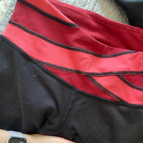 Lululemon Wunder Unders - Picture 5 of 5